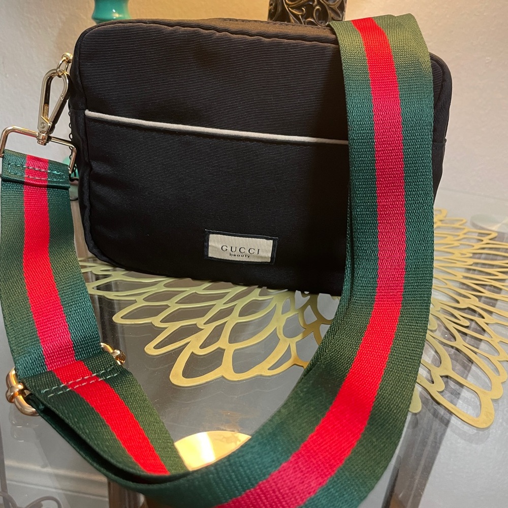 Gucci - Picture 3 of 16